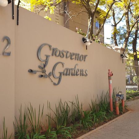 Grosvenor Apartments Pretoria-Noord Esterno foto