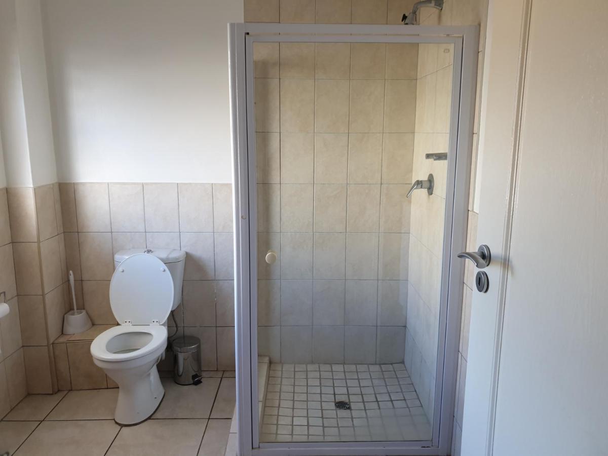 Grosvenor Apartments Pretoria-Noord Esterno foto
