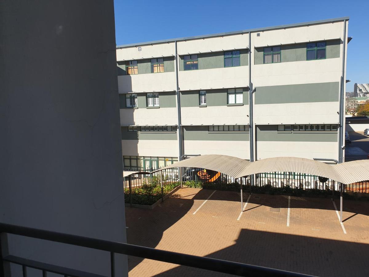 Grosvenor Apartments Pretoria-Noord Esterno foto